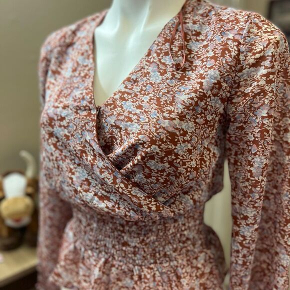 Popana Floral blouse long sleeve size XSmall - Picture 2 of 6
